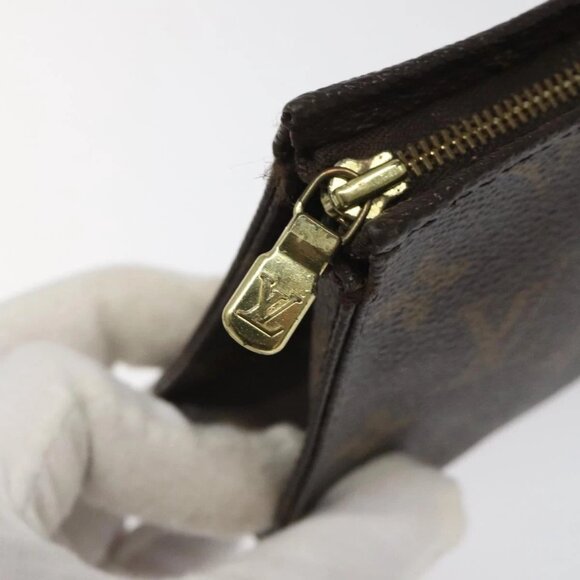 LOUIS VUITTON Monogram Poche Toilette 15 Pouch M47546 LV Auth 114251 - Picture 12 of 16